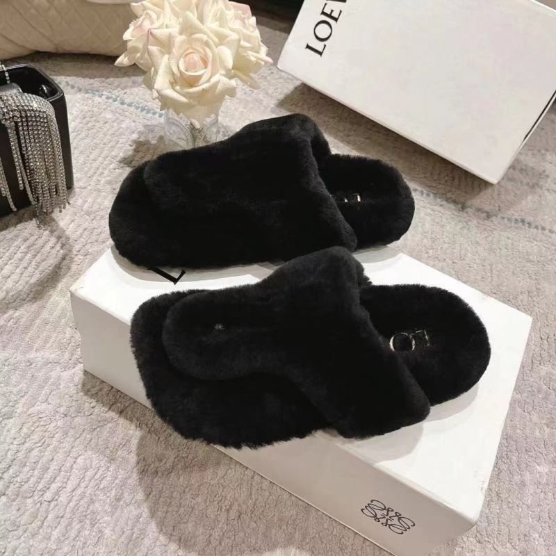 l*ew* slippers
